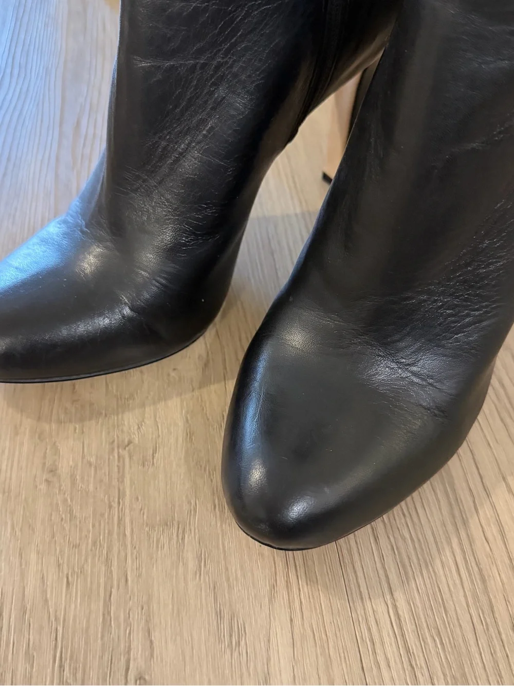 ANTONIO MELANI Nice Black Leather Stiletto Ankle Booties Suoer Comfy Size 9 M